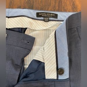 Banana Republic Tailored Slim Fit Dress Pants 100% wool